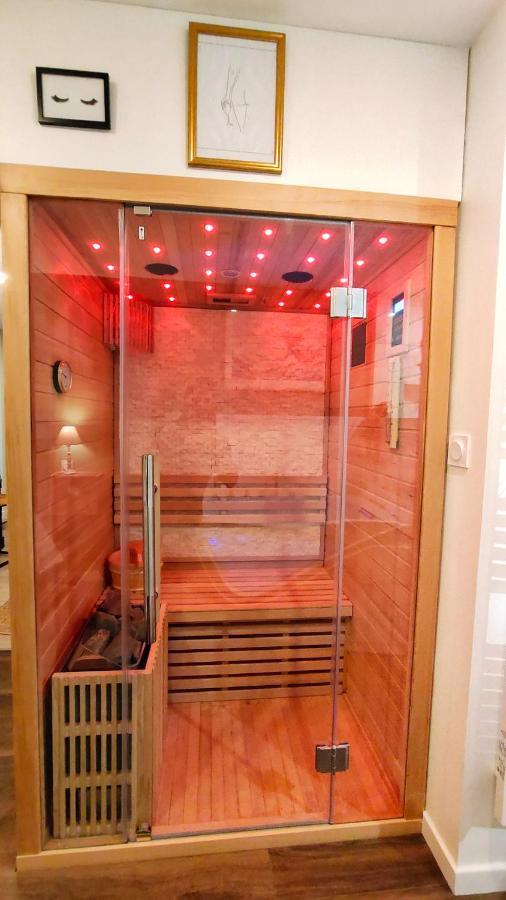 Votre Escale Jungle Sauna&Spa Niort Exterior foto
